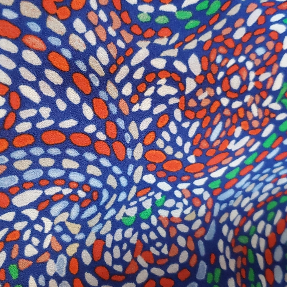 Patterned Dot Colorful Top - Picture 7 of 7